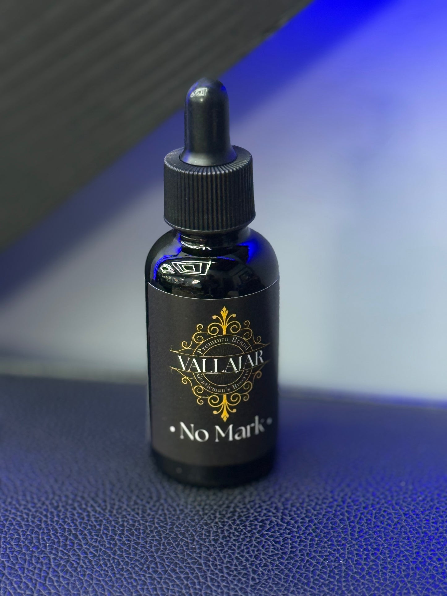 No Mark Beard Oil